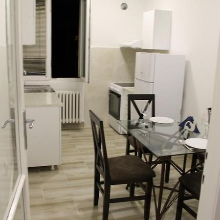 Apartment 51 - Bright, Spacious, Lux 1 Bedroom In The City Center - Stari Grad Belgrade Exterior photo