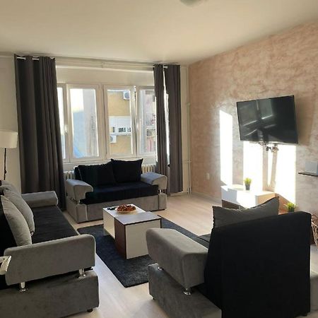 Apartment 51 - Bright, Spacious, Lux 1 Bedroom In The City Center - Stari Grad Belgrade Exterior photo