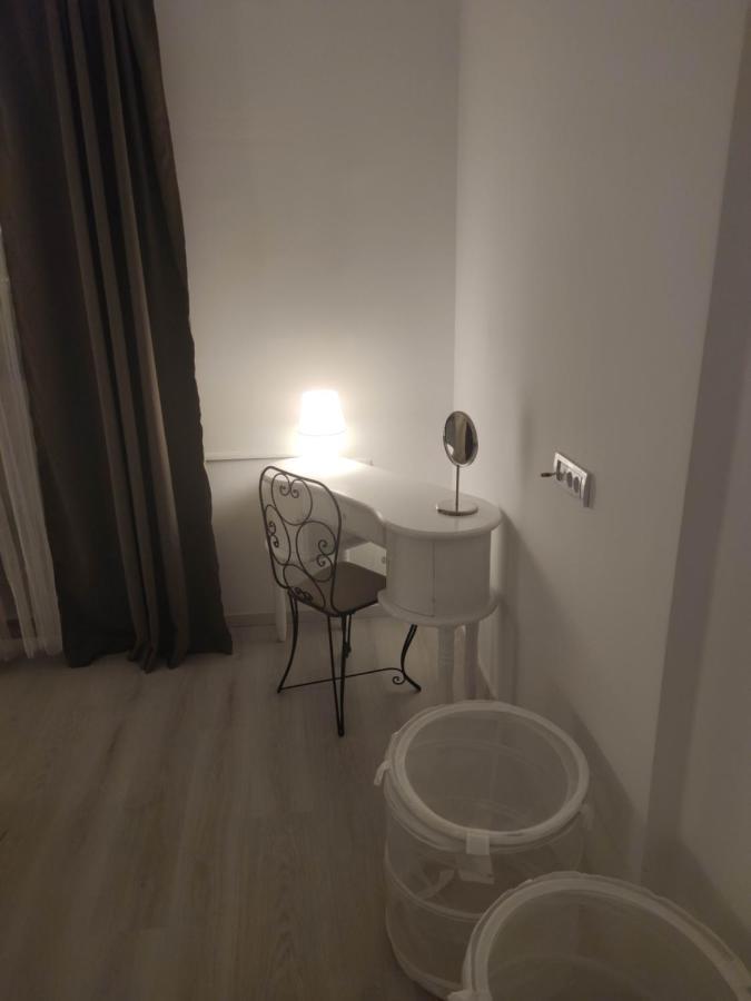Apartment 51 - Bright, Spacious, Lux 1 Bedroom In The City Center - Stari Grad Belgrade Exterior photo